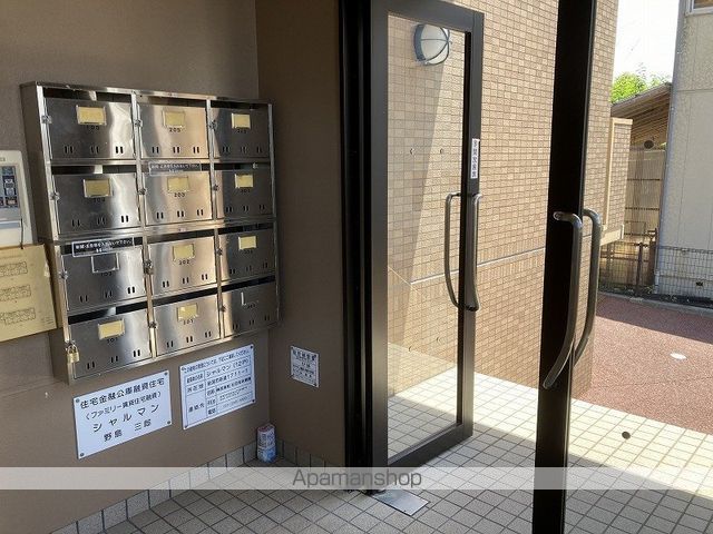 シャルマンの玄関写真