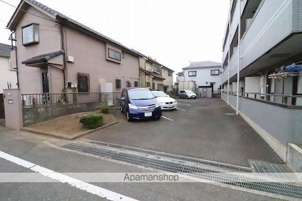 プレジール[2DK/42.47m2]の駐車場1