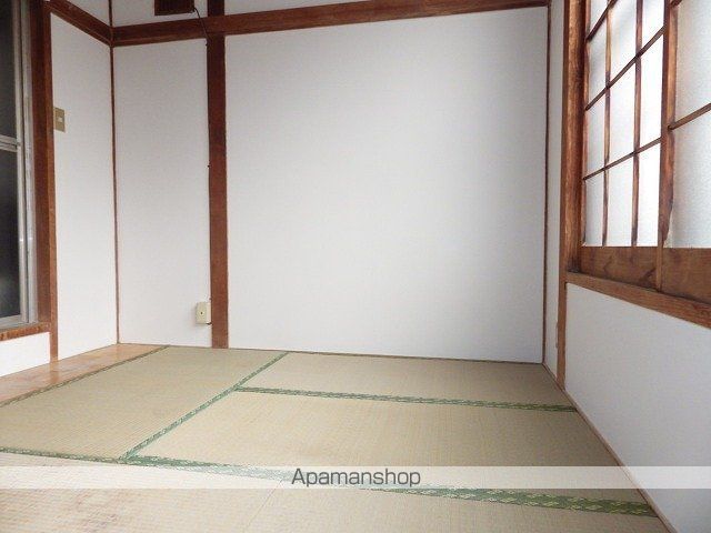 ドミ24軒の内装写真