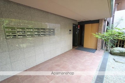 Ｓｔａｇｅ　Ｏｎｅ（ステージワン）[3LDK/67.33m2]のエントランス