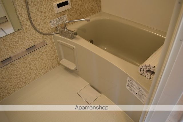 DーROOM松井山手南の内装写真