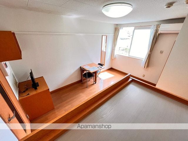 御殿場線 大岡駅 徒歩18分 2階建 築23年の内装写真