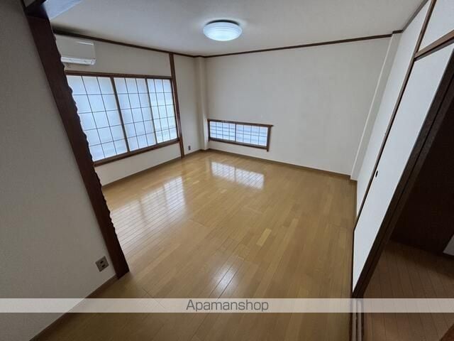 新井マンションの内装写真