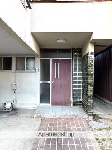 高松琴平電鉄琴平線 伏石駅 徒歩6分 2階建 築54年の玄関写真