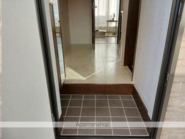 レピュート薬師堂の内装写真