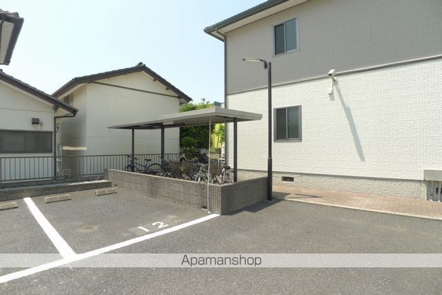 ユースフルハイツの玄関写真