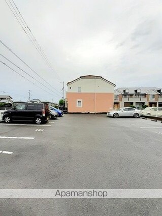 オリージャ　Ⅰ[2LDK/54.86m2]の駐車場