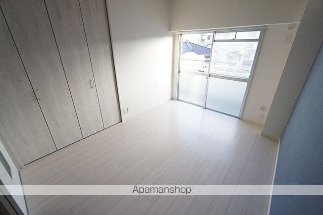 FERTI NAKANISHIの内装写真