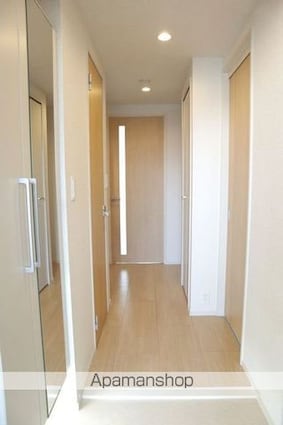 グランデール四谷[1K/25.47m2]の玄関