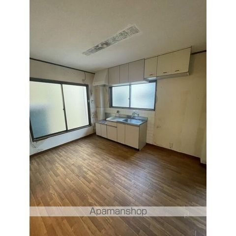 大和田店舗付き住宅の内装写真