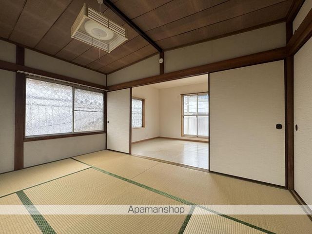 内山アパートの内装写真