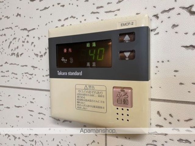クエストYの内装写真