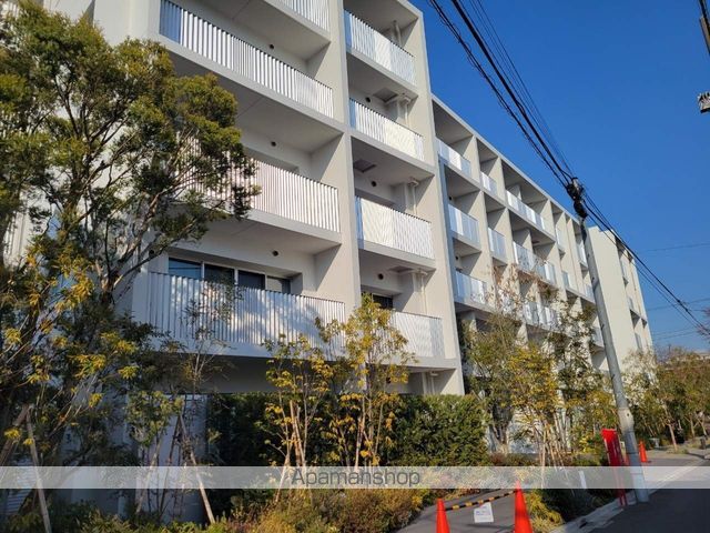 プラウドフラット中野の外観写真