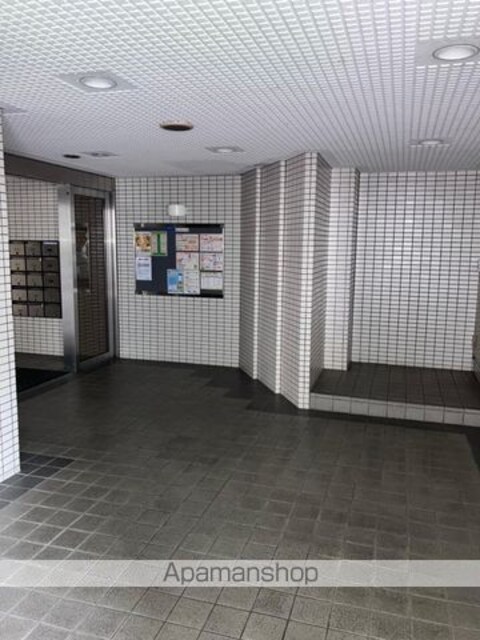 メゾン・ド・ペルレ[1R/26.24m2]のロビー1