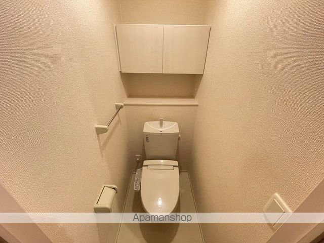 テェルツォラナの内装写真