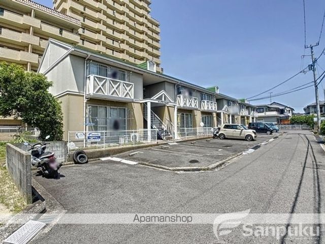 フレグランスタムラの外観写真