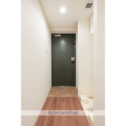 ウェルスクエア駒場東大前[1K/25.51m2]の玄関