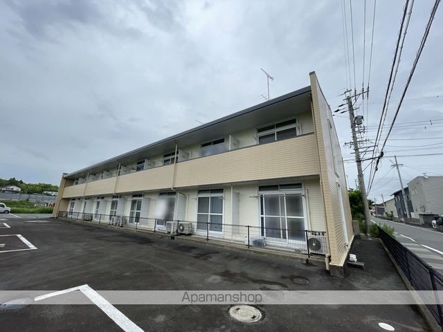 レオパレスバロンの外観写真