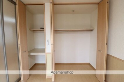 バニュルスⅣ[2LDK/58.2m2]の収納