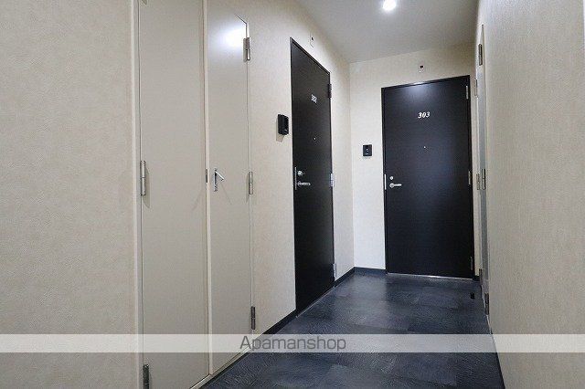 コルテーレ荒町の玄関写真