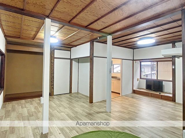 山の上町貸家の内装写真
