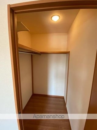 グランチェスタⅢ　[1K/31.8m2]の収納