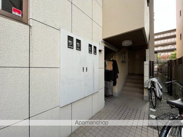グランパレ塚口の玄関写真