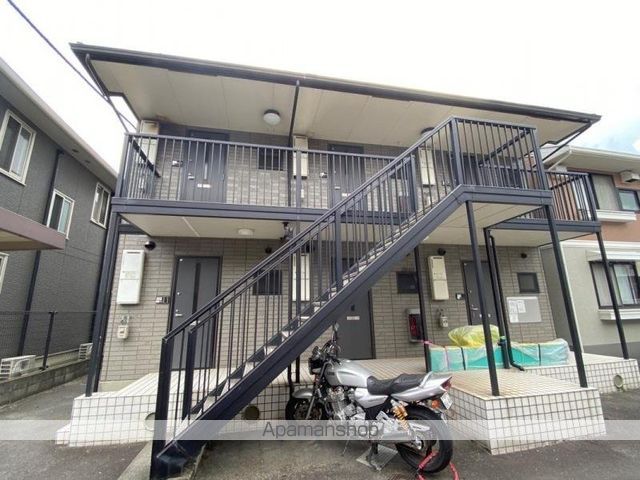 シャインポート屋島 E・F棟の外観写真
