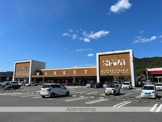 シンフォニーIの周辺写真
