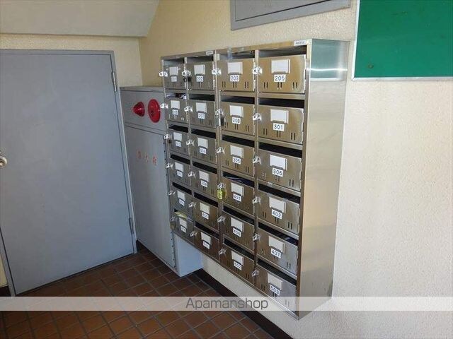 和歌山県和歌山市黒田[2LDK/57m2]の共用部