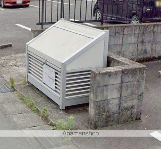 セジュールコスモ B棟の玄関写真