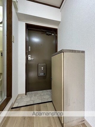 クオレマンションクサツ[1R/18.36m2]の玄関