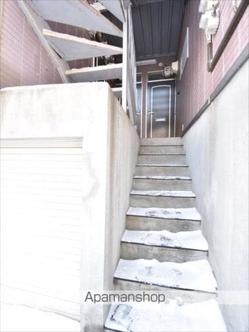 プラザイン福住Aの玄関写真