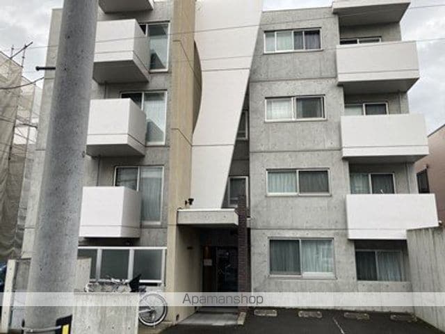 ステラトレスの外観写真