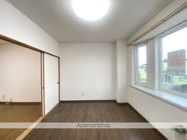 コーポロイヤルメイトの内装写真
