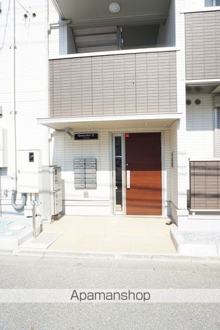 グラセフルIIIの玄関写真