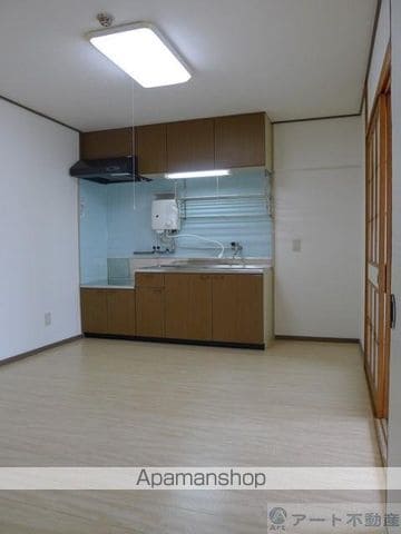 大聖ハイツ 中央棟の内装写真