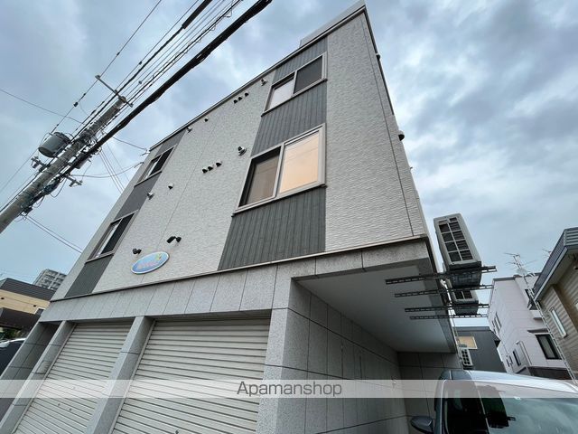 MAHALOの外観写真