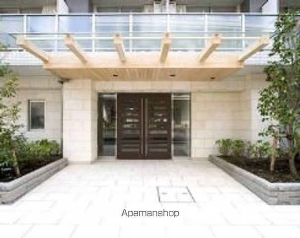 RJRリクロス西馬込の玄関写真