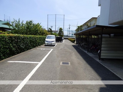 センチュリーハイツ[3LDK/65.63m2]の駐車場