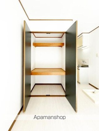 メゾンさくら[1R/17.01m2]の収納