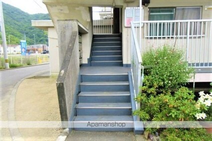 ビレッジハウス名東１号棟[1DK/28.98m2]のエントランス3