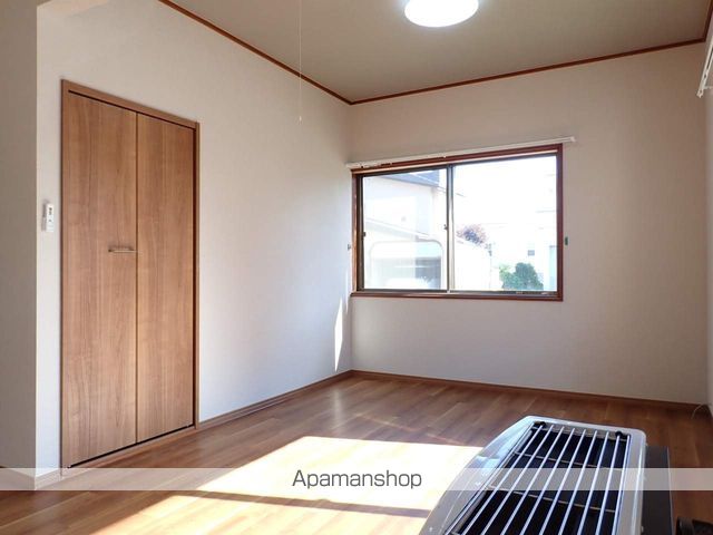 朝日町東1丁目 賃貸住宅の内装写真