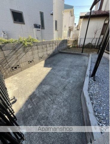 西東京市芝久保町の玄関写真