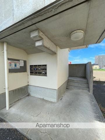 メゾン石井の玄関写真