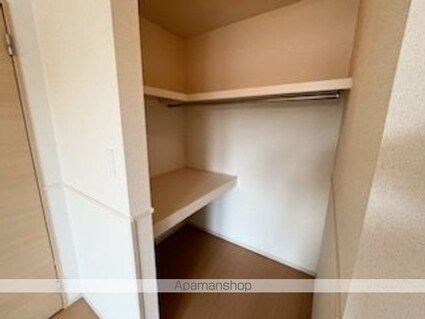 グランツオーベル木之本Ⅰ[2LDK/61.96m2]の収納