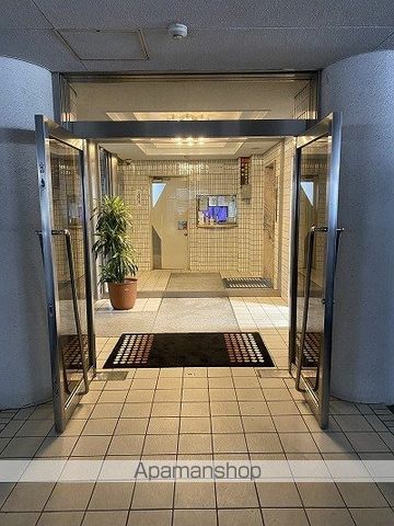 カルム白鷺の玄関写真