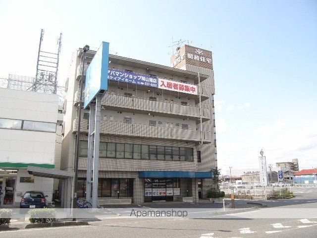 昭和住宅ビルの外観写真