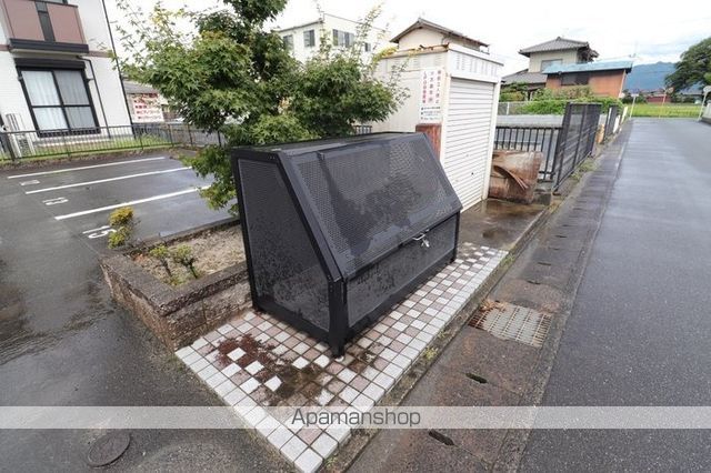 マーサ・ジュネスの内装写真