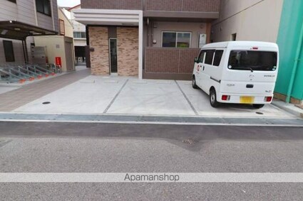 オリヴィエ宝町[1K/26.78m2]の駐車場